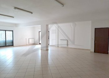 Foto 16 - Locale Commerciale Via Giancandido Pastorelli
 
16A, L'Aquila - foto 16