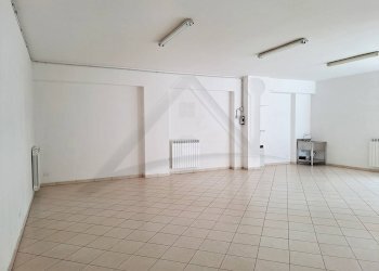 Foto 19 - Locale Commerciale Via Giancandido Pastorelli
 
16A, L'Aquila - foto 19