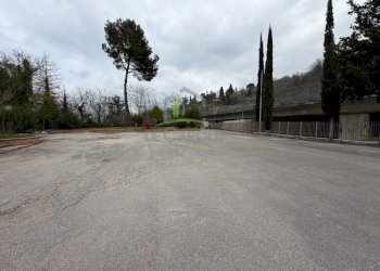 Foto 10 - Attività Commerciale Via Salaria
 
141, Ascoli Piceno - foto 10