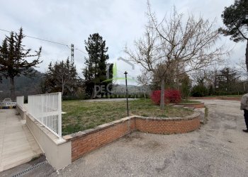 Foto 11 - Attività Commerciale Via Salaria
 
141, Ascoli Piceno - foto 11