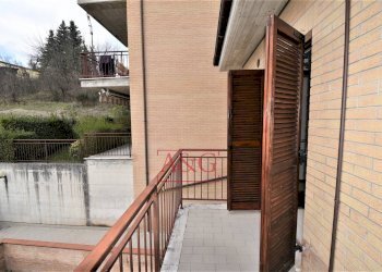 Foto 15 - Quadrilocale Via G. Puccini
 
12, Sarnano - foto 15