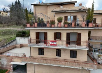 Foto 31 - Quadrilocale Via G. Puccini
 
12, Sarnano - foto 31