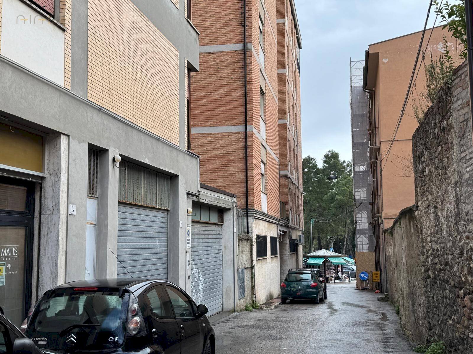 Foto 3 - Ufficio Vicolo del Canto
 
13, Teramo - foto 3