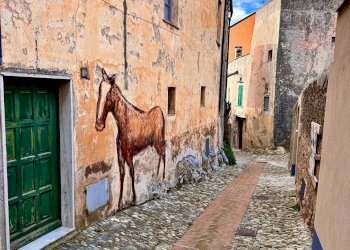 Foto 2 - Trilocale via vico chiuso, Borgio Verezzi - foto 2