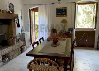 Sala da pranzo - Rustico San Zeno di Montagna - foto 11