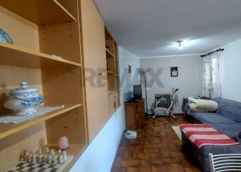 Soggiorno - Two-room apartment Piazza Virgilio
 
2, Gemonio - photo 12