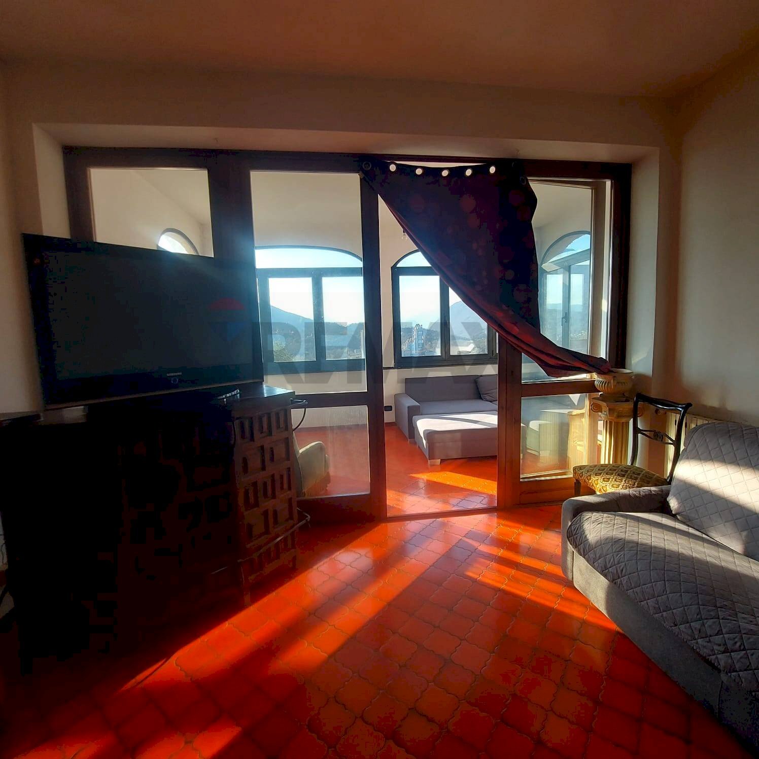 Soggiorno - Three-room apartment Piazza Virgilio
2, Gemonio - photo 3