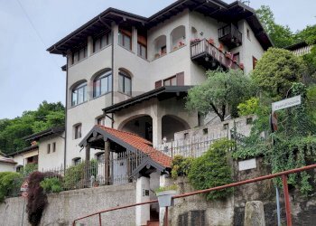 Esterno - Three-room apartment Piazza Virgilio
 
2, Gemonio - photo 5