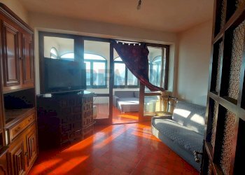 Soggiorno - Three-room apartment Piazza Virgilio
 
2, Gemonio - photo 8