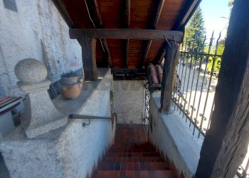 Scale - Three-room apartment Piazza Virgilio
 
2, Gemonio - photo 12