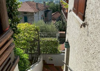 Esterno - Three-room apartment Piazza Virgilio
 
2, Gemonio - photo 17