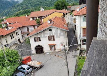 Vista - Three-room apartment Piazza Virgilio
 
2, Gemonio - photo 19