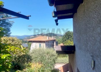 Esterno - Three-room apartment Piazza Virgilio
 
2, Gemonio - photo 22