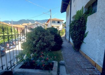 Esterno - Three-room apartment Piazza Virgilio
 
2, Gemonio - photo 23