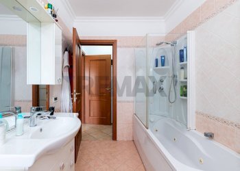 Bagno - Trilocale VIA DELLE FORNACI
 
23, Monterotondo - foto 16