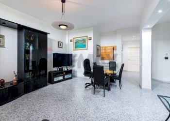 Sala da pranzo - Trilocale Via Dei Martiri Portuensi
 
18, Roma - foto 3