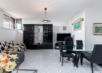 Sala da pranzo - Trilocale Via Dei Martiri Portuensi
 
18, Roma - foto 4