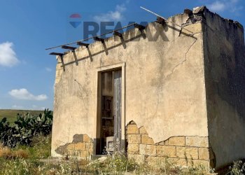 Casa all\'aperto - Terreno agricolo Contrada Patellina
snc, Paterno - foto 9