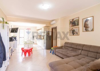 Sala da pranzo - Apartment Via G. Spitaleri
 
3/A, San Pietro Clarenza - photo 1