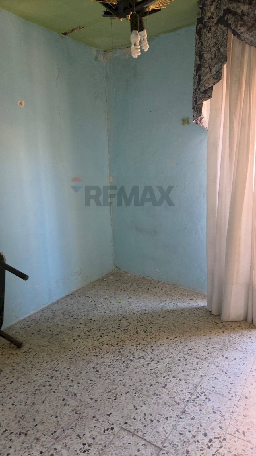 Stanza vuota - Casa indipendente Via sciabola
 
16, Caltagirone - foto 3
