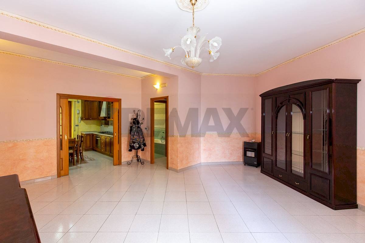 Stanza vuota - Appartamento Via Pozzo
 
81, Aci Catena - foto 3