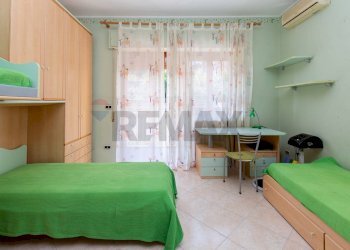 Camera / camera da letto - Appartamento Via Pozzo
 
81, Aci Catena - foto 8