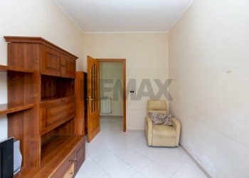 Soggiorno - Appartamento Via Pozzo
 
81, Aci Catena - foto 9