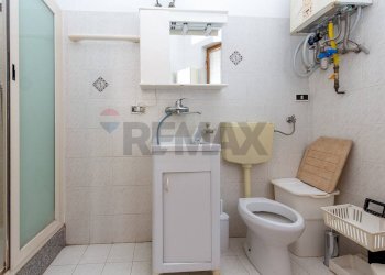 Bagno - Appartamento Via Pozzo
 
81, Aci Catena - foto 11