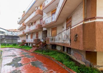 Edificio all\'aperto - Appartamento Via Pozzo
 
81, Aci Catena - foto 21