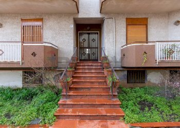 Casa all\'aperto - Appartamento Via Pozzo
 
81, Aci Catena - foto 22