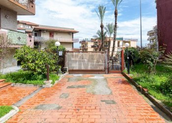 Terrazza - Appartamento Via Pozzo
 
81, Aci Catena - foto 23