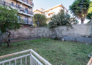 Giardino - Villa Via Nizzeti
 
64, Tremestieri Etneo - foto 18