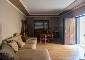 Sala da pranzo - Villa Via Nizzeti
 
64, Tremestieri Etneo - foto 25