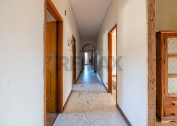 Hall / corridoio - Villa Via Nizzeti
 
64, Tremestieri Etneo - foto 44