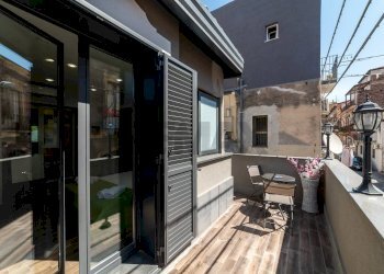 Balcone - Casa indipendente Via Giuseppe Garibaldi
 
345, Catania - foto 5