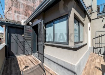 Terrazza - Casa indipendente Via Giuseppe Garibaldi
 
345, Catania - foto 7