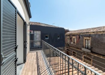 Balcone - Casa indipendente Via Giuseppe Garibaldi
 
345, Catania - foto 9