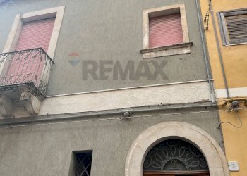 Edificio all\'aperto - Independent house CORTILE ATTANASIO
 
1, Biancavilla - photo 1