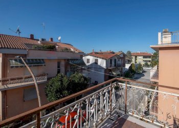 Balcone - Apartment via Boccaccio
 
8, Falconara Marittima - photo 1