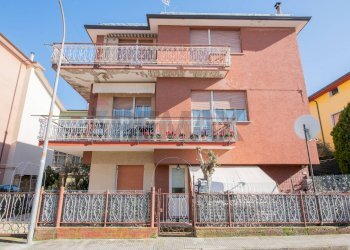 Edificio all\'aperto - Apartment via Boccaccio
 
8, Falconara Marittima - photo 2