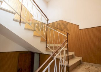 Scale - Apartment via Boccaccio
 
8, Falconara Marittima - photo 9