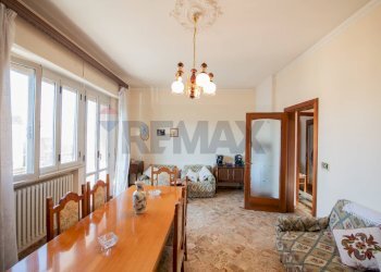 Sala da pranzo - Apartment via Boccaccio
 
8, Falconara Marittima - photo 21