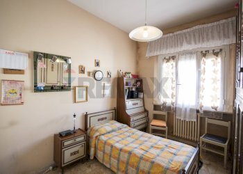 Camera / camera da letto - Apartment via Boccaccio
 
8, Falconara Marittima - photo 28