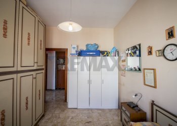 Camera / camera da letto - Apartment via Boccaccio
 
8, Falconara Marittima - photo 29