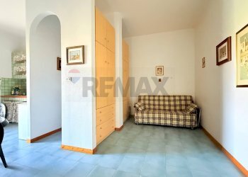 Camera / camera da letto - Bilocale VIA S. CARNEVALE
 
15, Riposto - foto 7