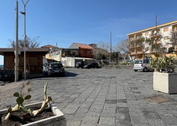 Edificio all\'aperto - Bilocale VIA S. CARNEVALE
 
15, Riposto - foto 23