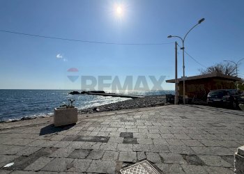 Vista dell\'acqua - Bilocale VIA S. CARNEVALE
 
15, Riposto - foto 27