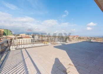 Terrazza - Attic via San Giuseppe
 
96, Misterbianco - photo 2
