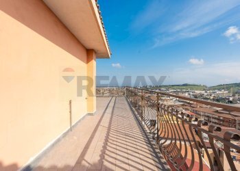 Balcone - Attic via San Giuseppe
 
96, Misterbianco - photo 21