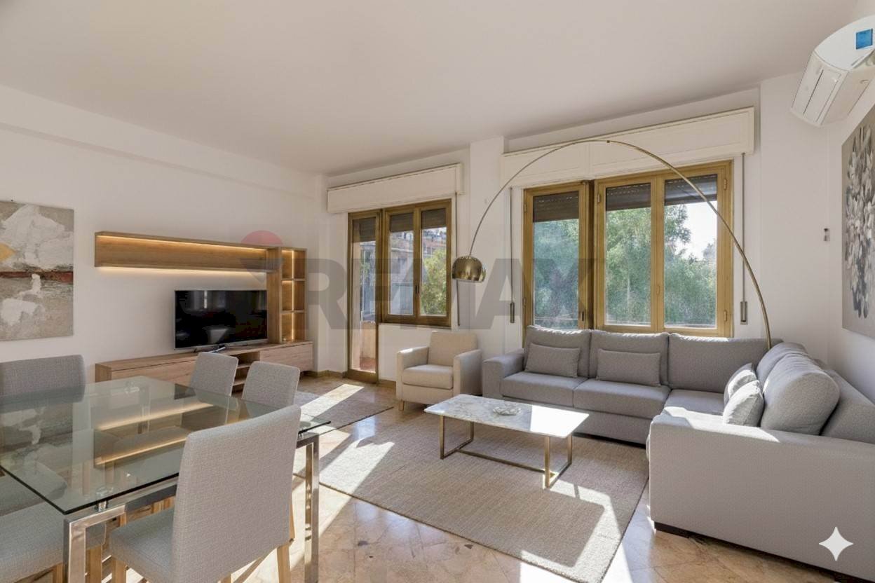 Sala da pranzo - Appartamento Via Fimia
 
18, Catania - foto 2